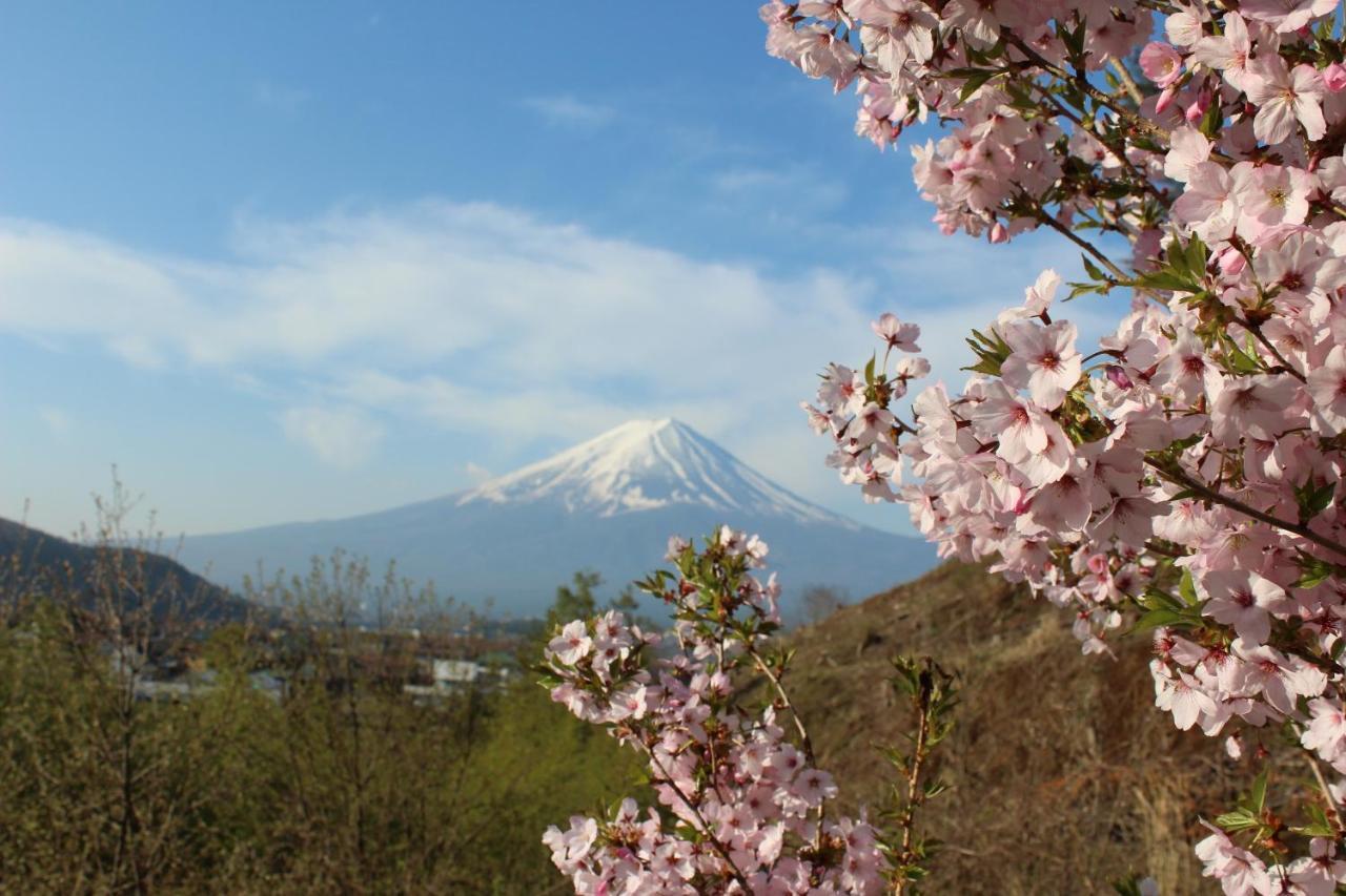 Отель Fujikawaguchiko Crescendo Экстерьер фото